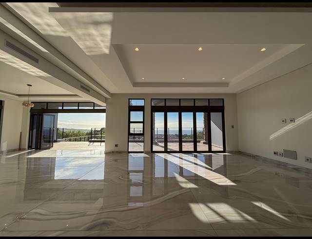 6 BEDROOM HOUSE FOR SALE IN IZINGA